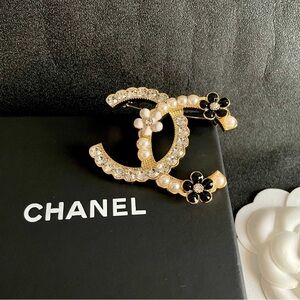 Chanel Style CC Brooch with Pearl & Crystal Accents